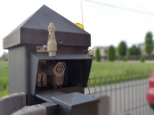 Telecamera all'interno della colonna del secondo cancello motorizzato