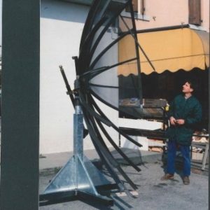 Tesser Antenne storia. Parabolica metri 4 in rete per satelliti americani