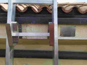 Linee vita. Gancio scala in acciaio inox per coperture piane e a falde inclinate
